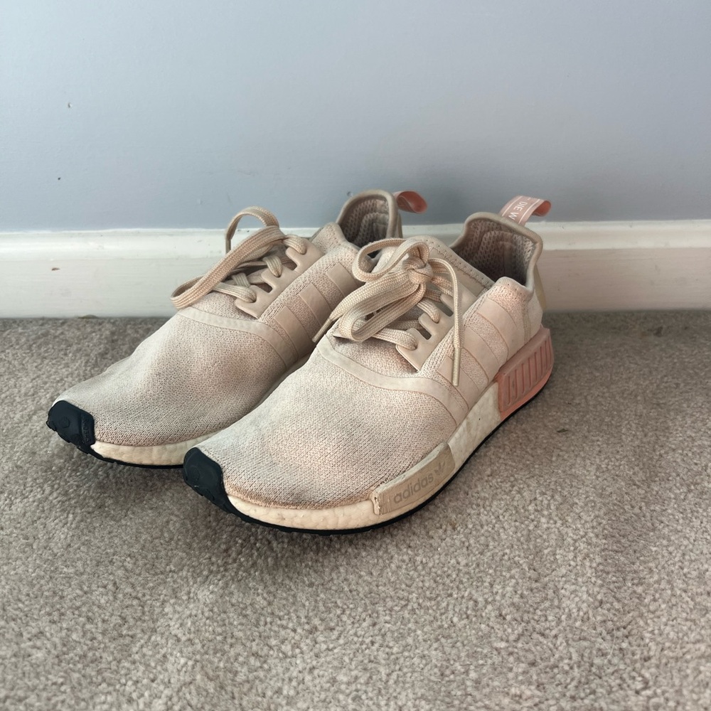 Adidas NMD R1 Pink Beige Sneakers